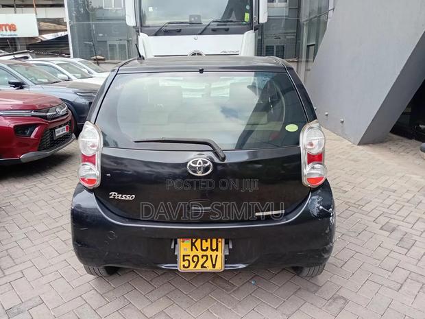 Toyota Passo 2012 Blue
