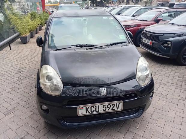 Toyota Passo 2012 Blue