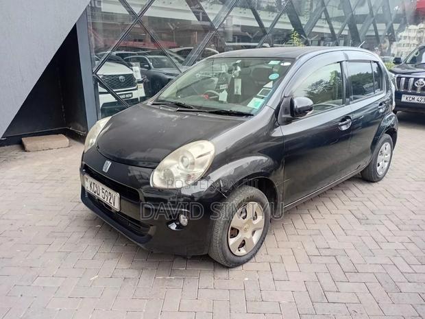 Toyota Passo 2012 Blue
