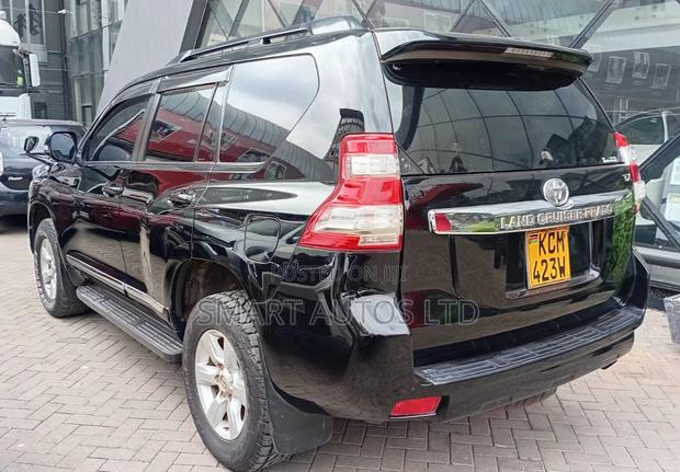 Toyota Land Cruiser Prado 2014 Black
