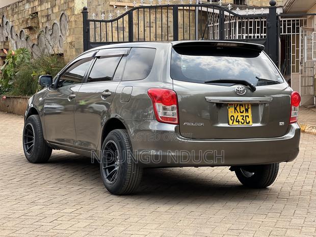 Toyota Corolla Fielder 2010 Gray