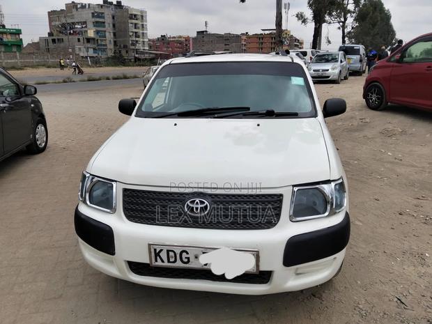 Toyota Succeed SV Premium 2014 White