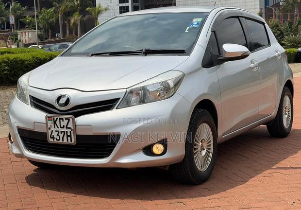 Toyota Vitz 2012