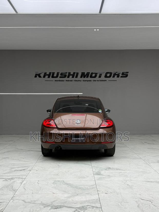 Volkswagen Beetle 2018 Brown