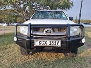 Toyota Hilux 2009 White for sale