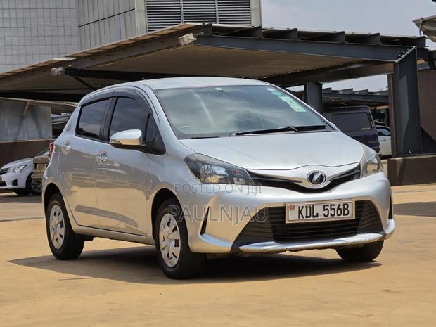 Toyota Vitz 2015