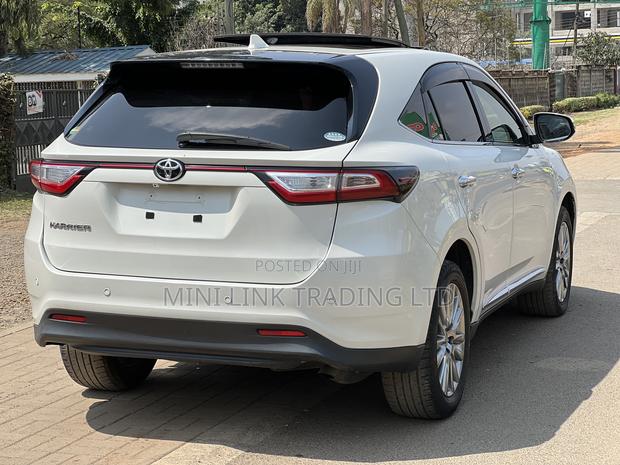 Toyota Harrier 2.0 2018 Pearl
