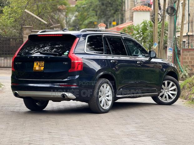 Volvo XC90 2019 Blue