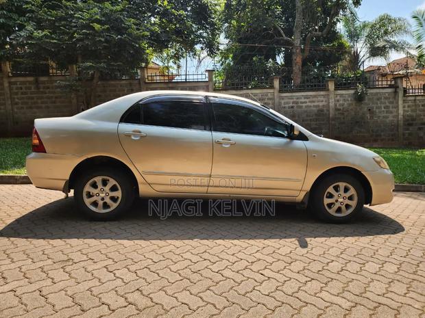 Toyota Corolla 2006 Gold