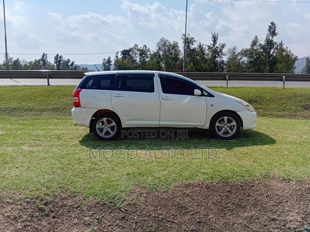 Toyota Wish 2004 White