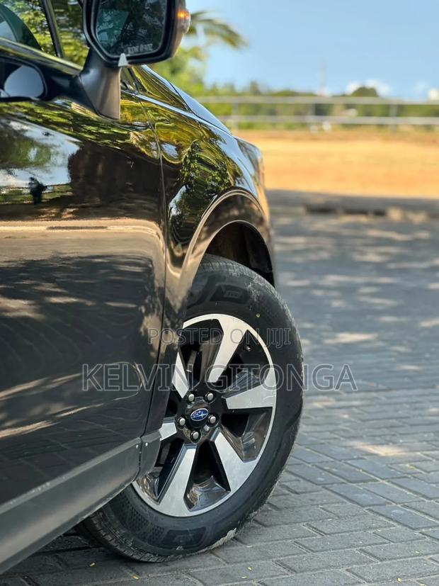 Subaru Forester 2017 Black