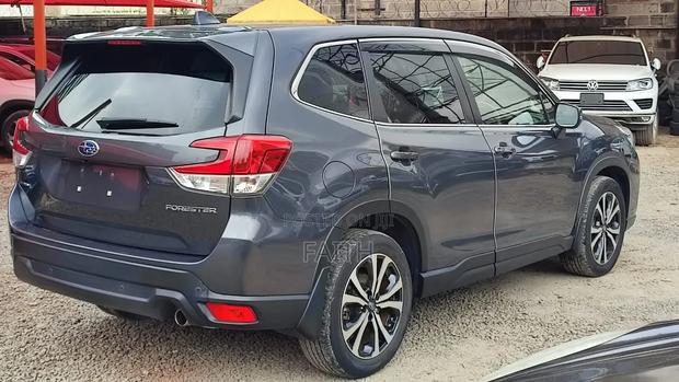 Subaru Forester 2020 Gray