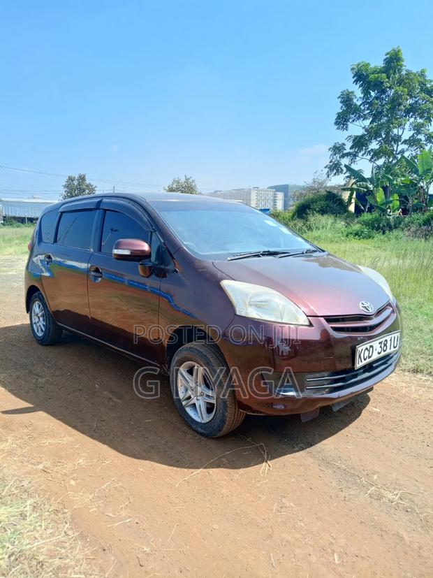Toyota Passo Sette 2008 Maroon