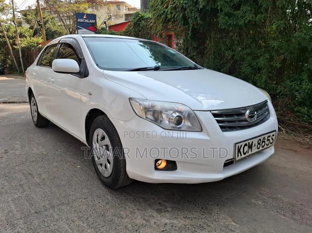 Toyota Axio 2010 White
