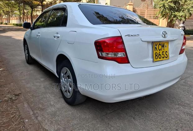 Toyota Axio 2010 White
