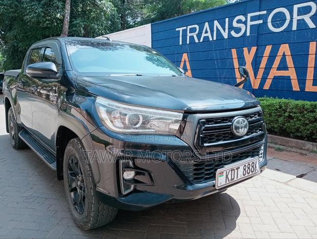 Toyota Hilux 2018 Black