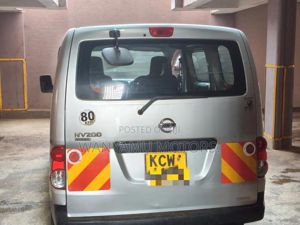 Nissan NP200 2012 Silver
