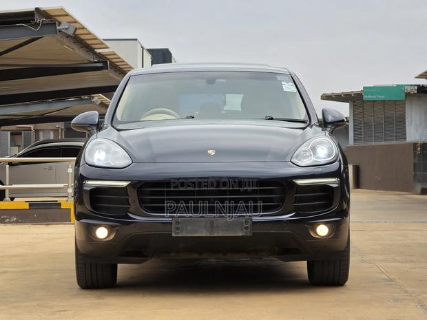 Porsche Cayenne 2015