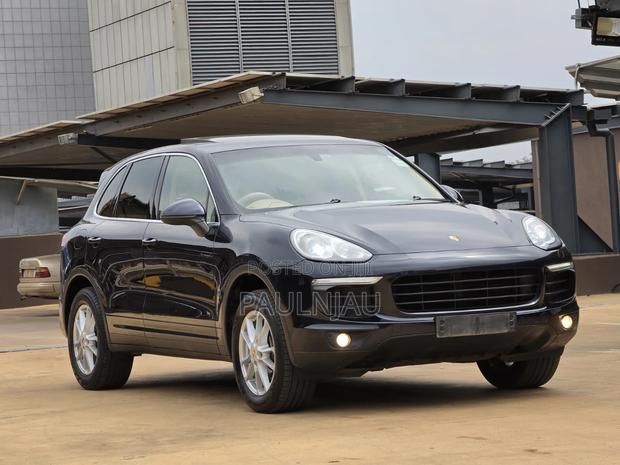 Porsche Cayenne 2015
