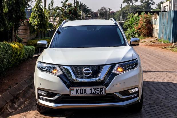 Nissan X-Trail 2.0 Petrol AWD 2018 White
