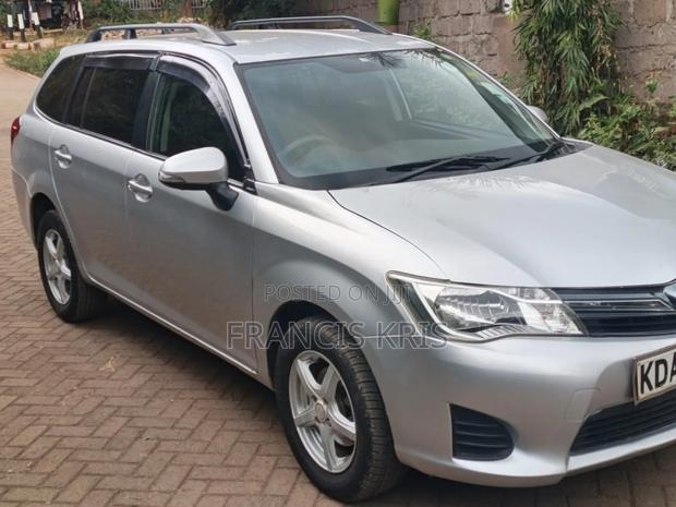 Toyota Corolla Fielder 2013 Silver