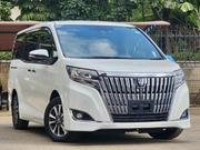 Toyota Esquire 2.0 FWD (8 seater) 2019 Pearl for sale