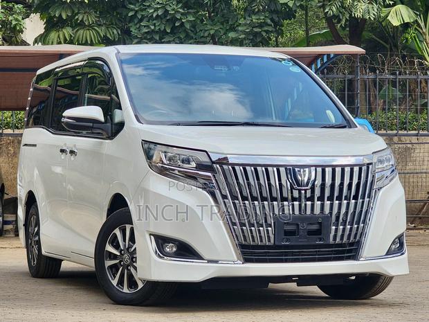 Toyota Esquire 2.0 FWD (8 seater) 2019 Pearl