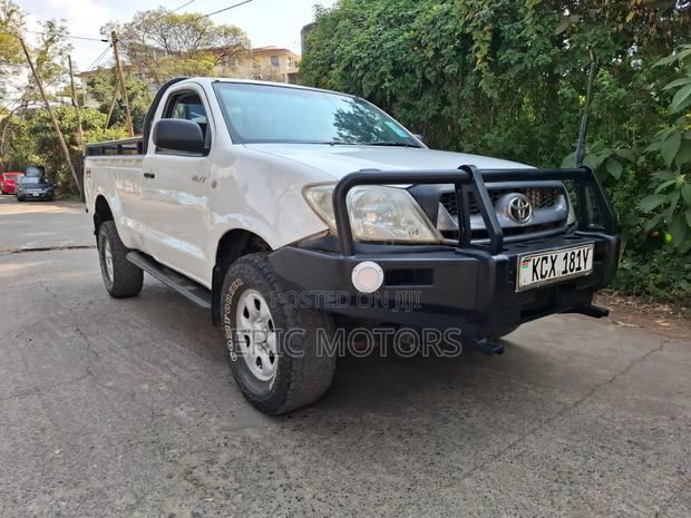 Toyota Hilux 2009 Pearl