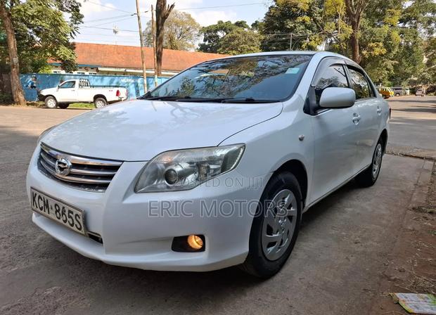 Toyota Axio 2010 Pearl