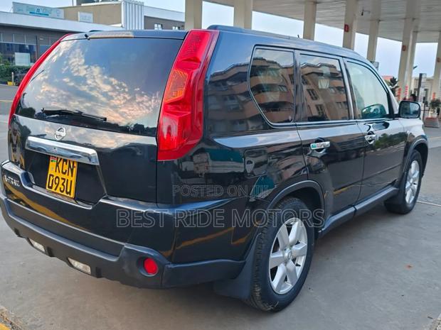 Nissan X-Trail 2.0 Petrol XE 2010 Black