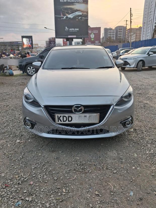 Mazda Axela SV Premium 2014 Silver