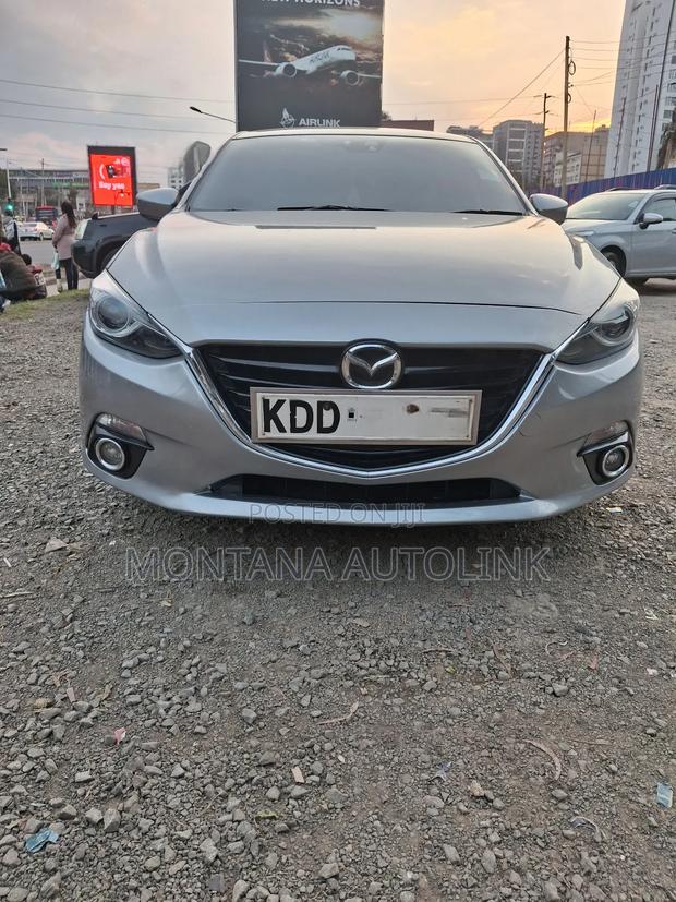 Mazda Axela SV Premium 2014 Silver