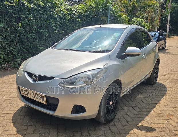 Mazda Demio 2010 Silver