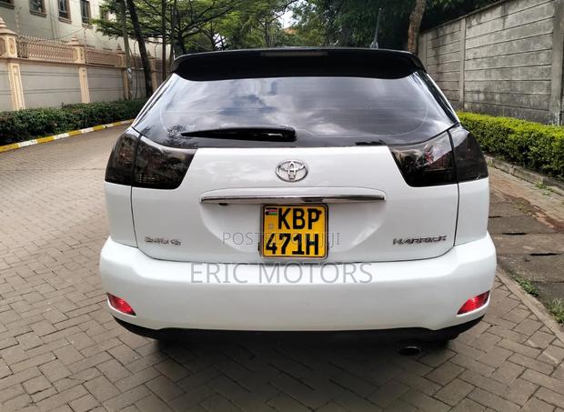 Toyota Harrier 2007 White