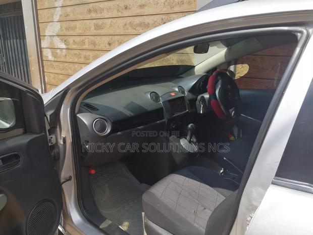 Mazda Demio 2012 Silver