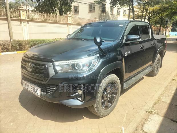 Toyota Hilux 2019 Black
