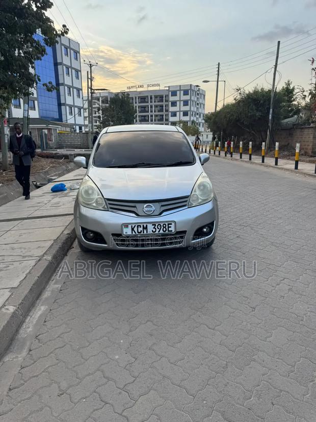 Nissan Note 2010 Silver