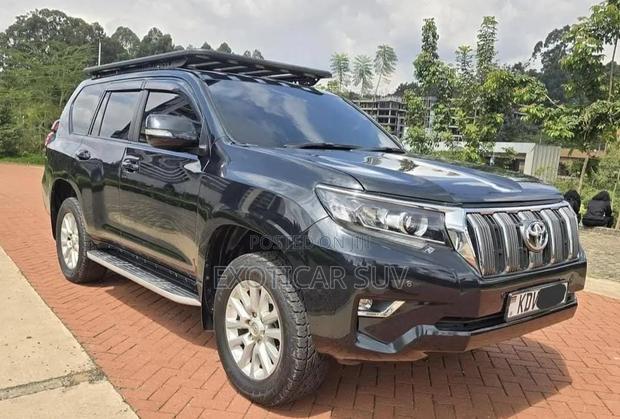 Toyota Land Cruiser Prado 3.0 TD 2010 Black