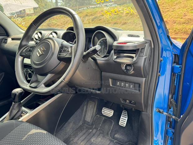 Suzuki Swift 2018 Blue