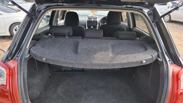 Toyota Auris 2011 Black