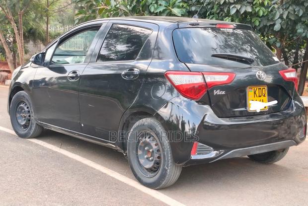 Toyota Vitz 2017 Black