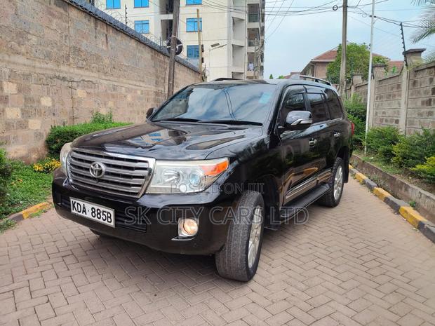 Toyota Land Cruiser 2015 Black