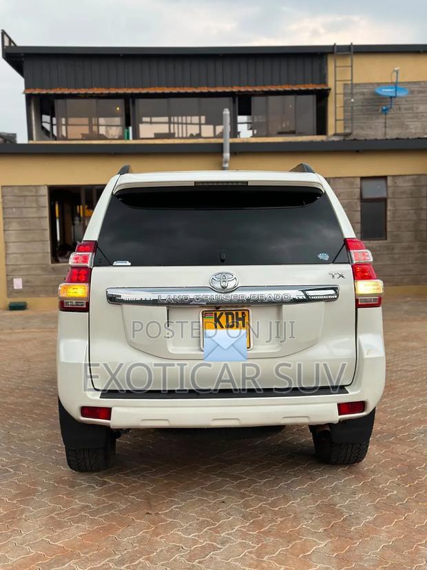 Toyota Land Cruiser Prado 2014 Off white