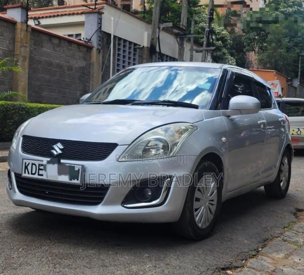 Suzuki Swift 2014 Silver