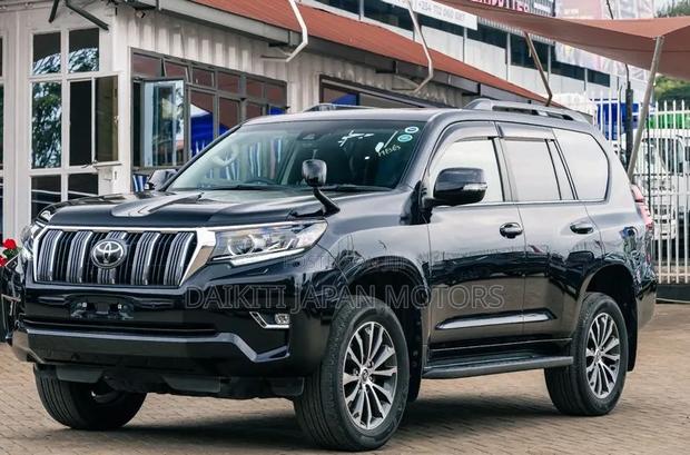 Toyota Land Cruiser Prado 2019 Black