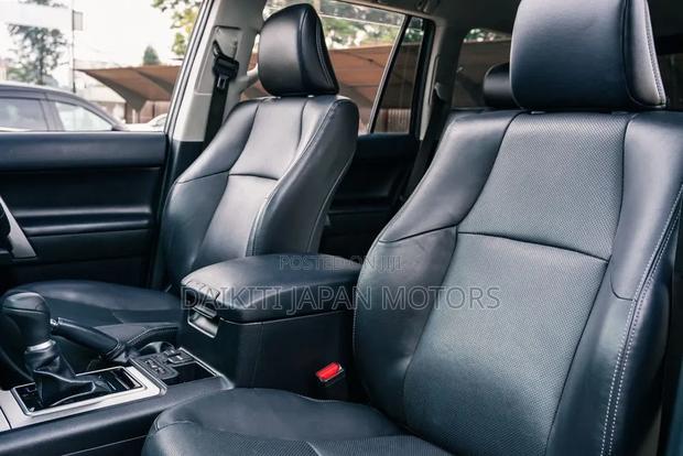Toyota Land Cruiser Prado 2019 Black