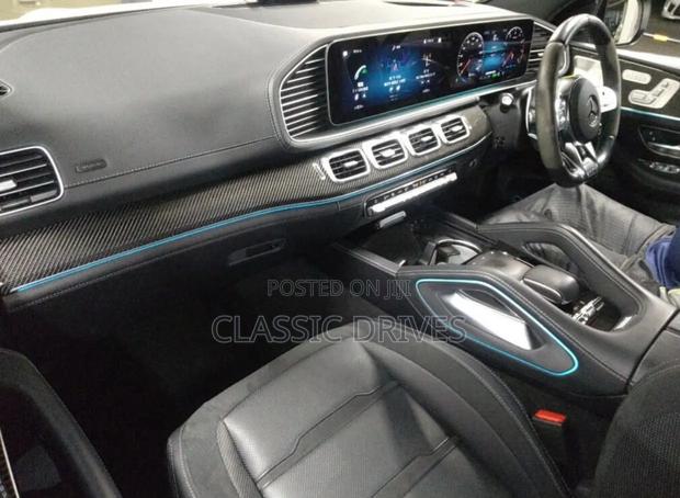 Mercedes-Benz GLE-Class 2021