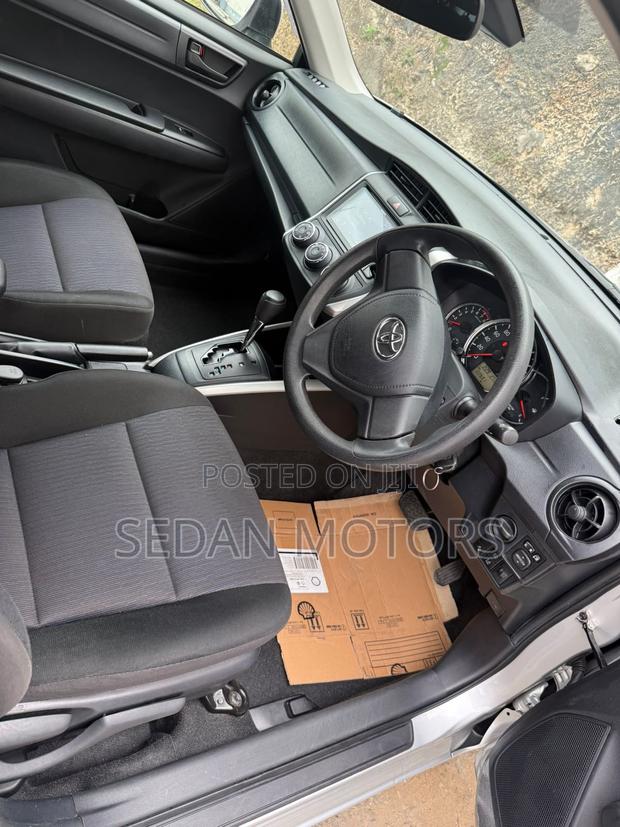 Toyota Corolla Fielder 2019 Silver