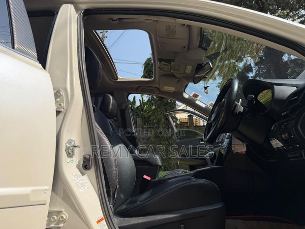 Subaru Legacy 2011 White