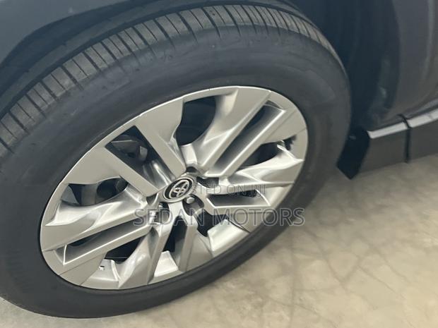 Toyota RAV4 2020 Gray